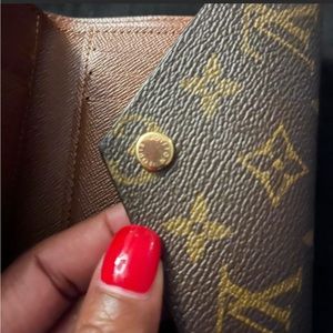 Louis Vuitton Victorine Wallet